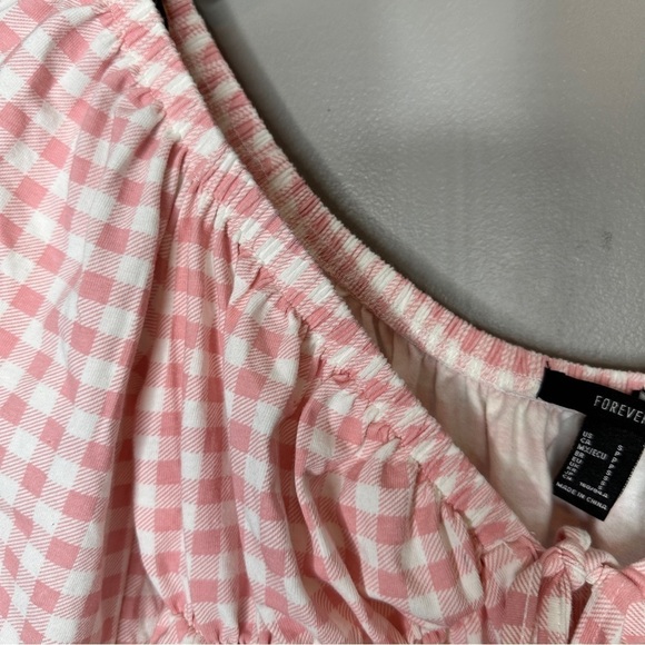 Forever 21 pink plaid cropped blouse - Picture 3 of 9